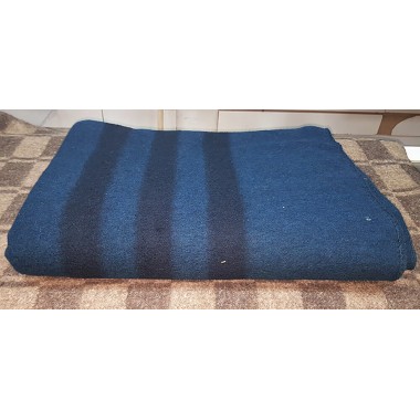 Одеяло армейское полушерстяное синего цвета (от 52 до 87% шерсти)